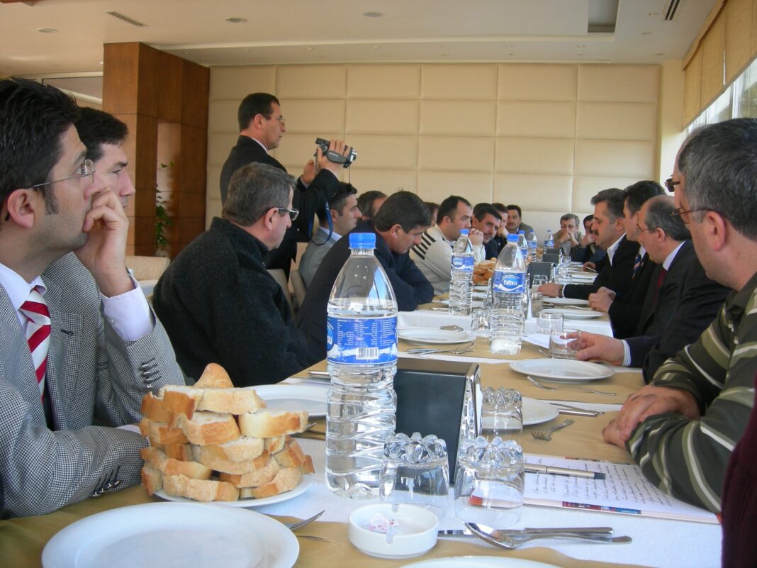 egitimbirsenfatsa1.jpg egitimbirsenfatsa1.jpg