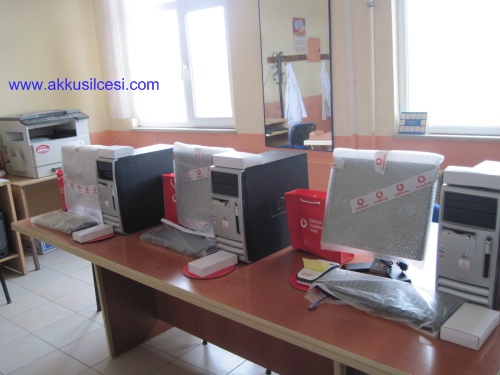 kizilelmapcyrdvodafone.jpg kizilelmapcyrdvodafone.jpg