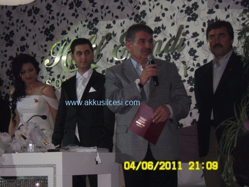 selahhatinmutdugun1.jpg selahhatinmutdugun1.jpg