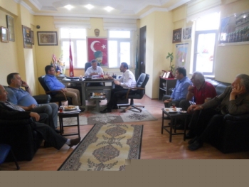 ayhanyilmazakziraatodasinda.jpg ayhanyilmazakziraatodasinda.jpg